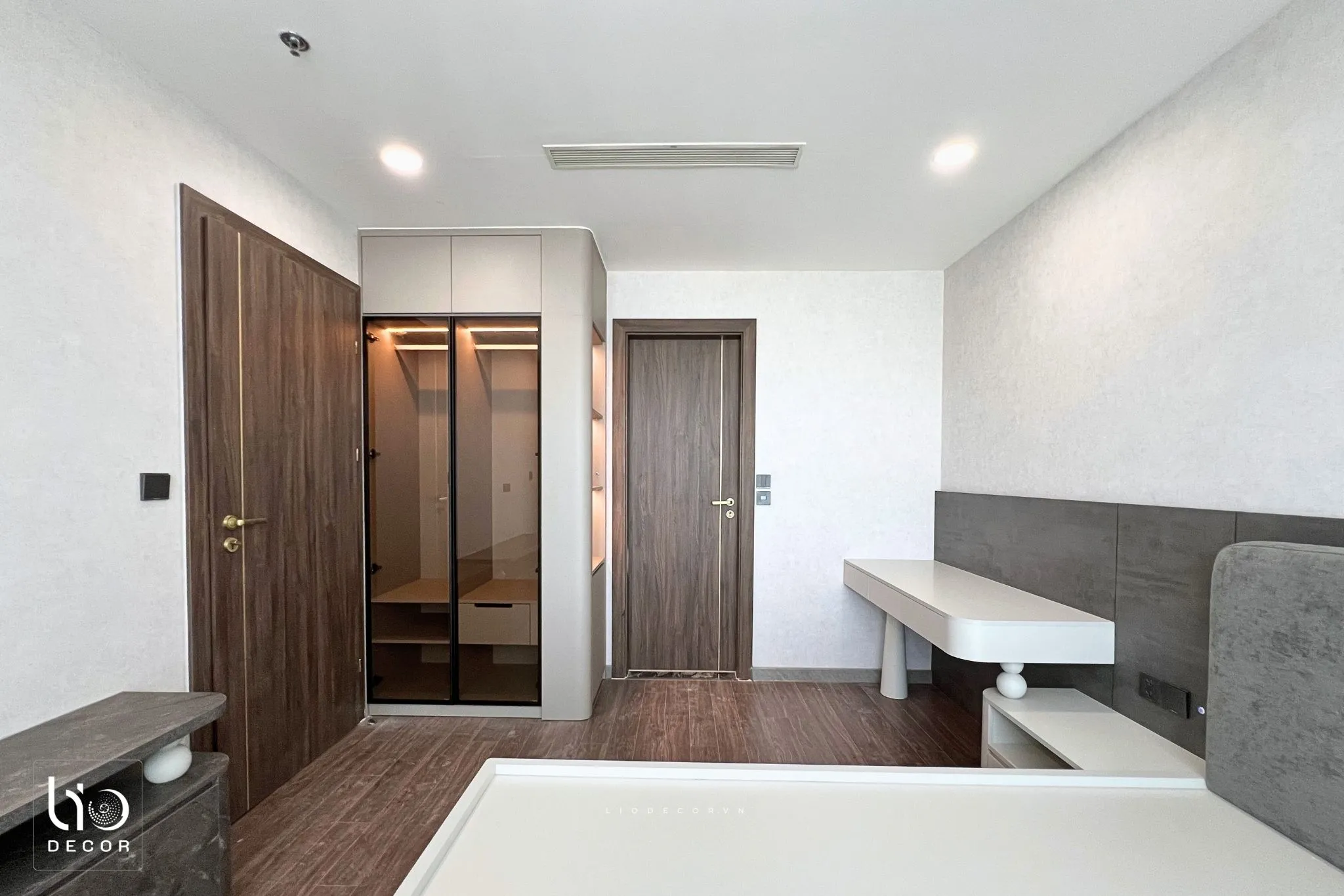 Alternative view of Căn hộ 4 phòng ngủ Sunshine Sky City Quận 7 - Thiết kế với các chi tiết sang trọng hiện đại, phù hợp cho mọi lứa tuổi | Lio Decor